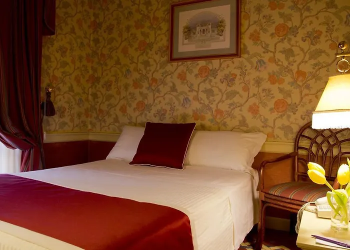 Regency Ξενοδοχείο 4*