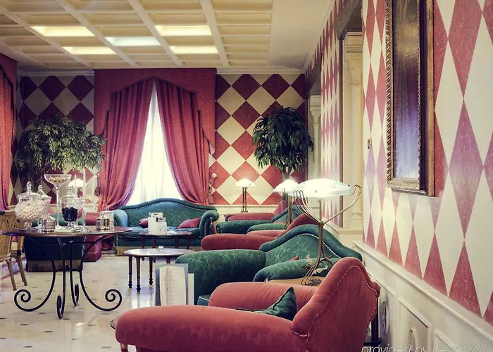 Ξενοδοχείο Regency 4*