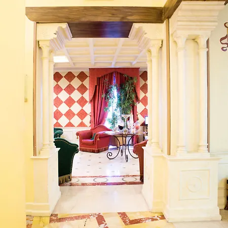 ホテル Regency 4*