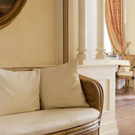 ホテル Regency 4*